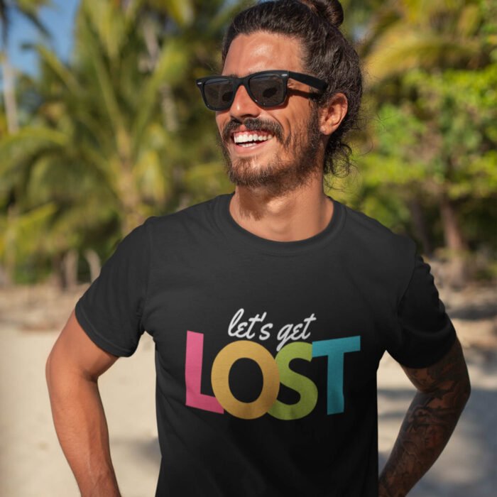 t-shirt-mockup-of-a-smiling-man-with-sunglasses-by-the-beach-26752.png